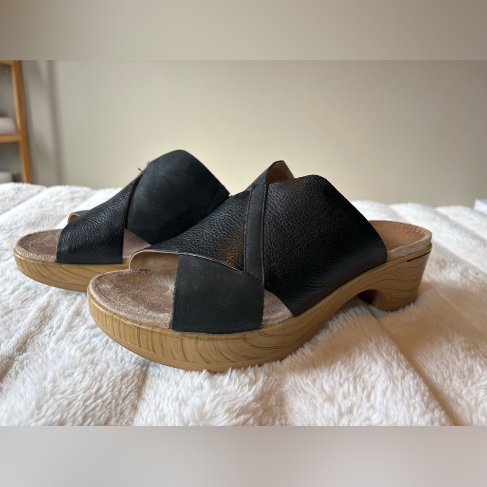 Womens Dansko leather sandal slide size 38